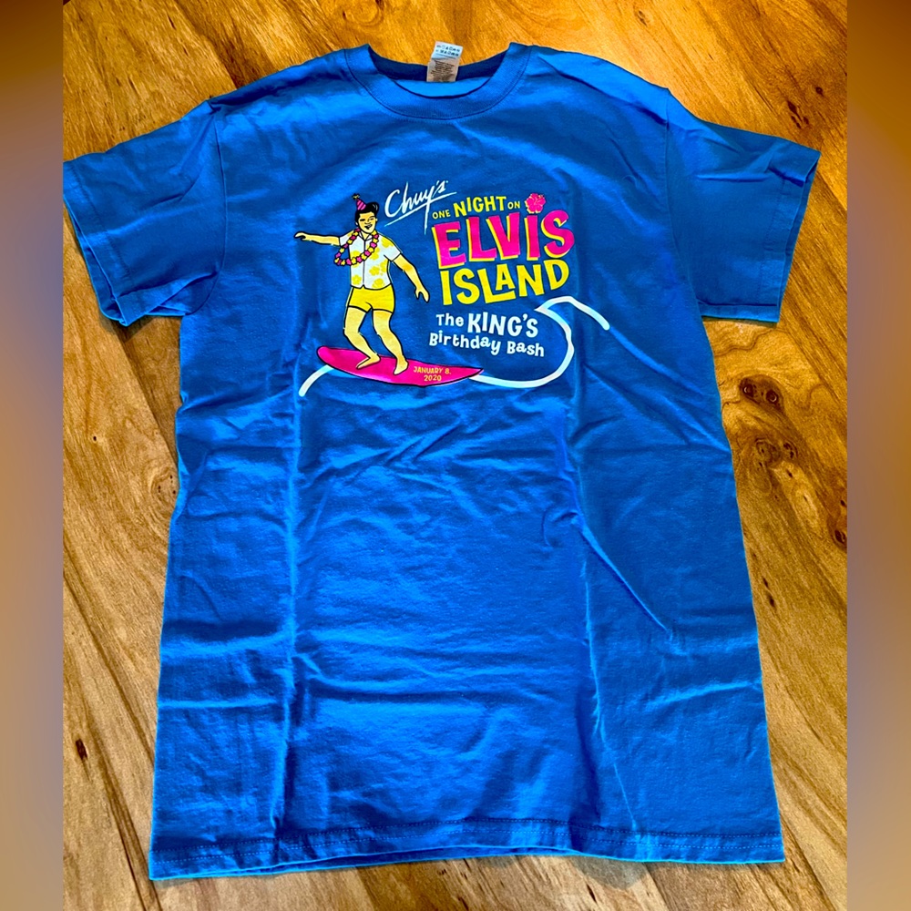 SOLD- Gildan Dryblend Chuy’s Tex-Mex Shirt